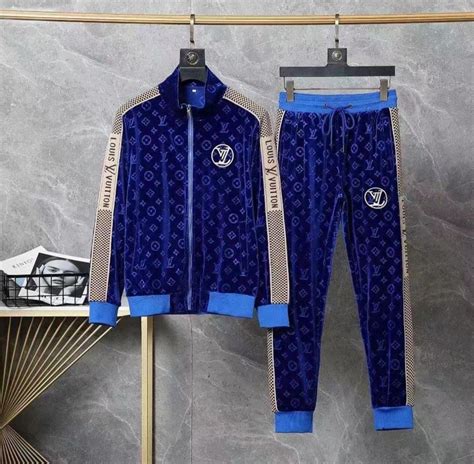 louis vuitton tuta pantaloni uomo|louis vuitton lv pants.